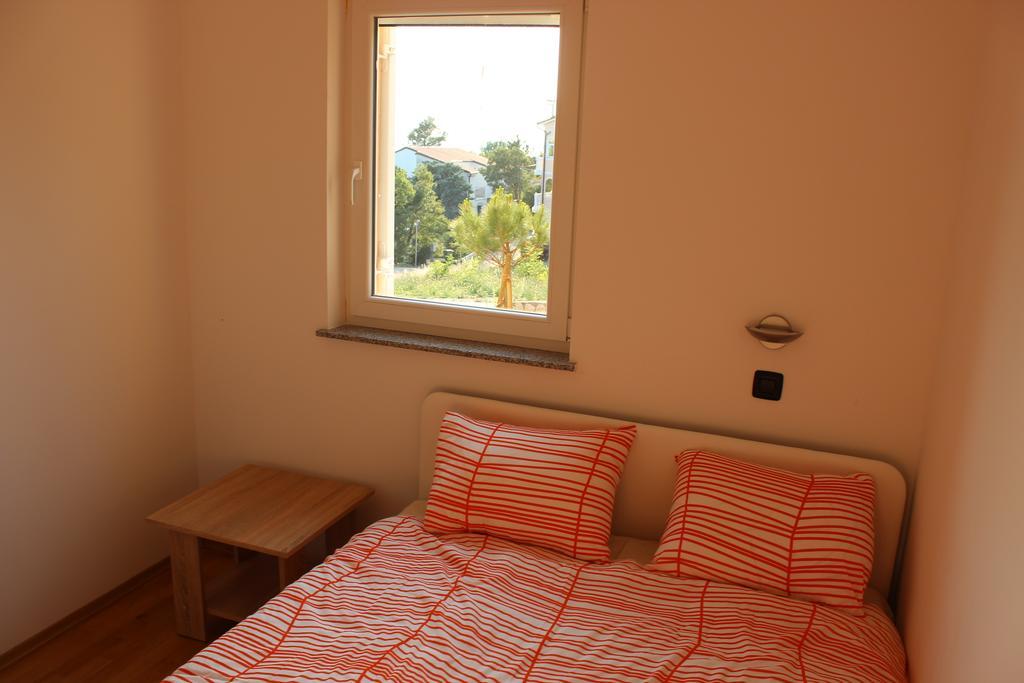 Apartment Selce 4 U Crikvenica Szoba fotó